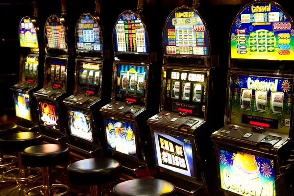 Live casino table with multiple players and dealer